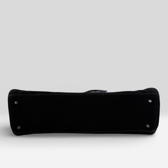 Vintage Prada Black Velvet Top Handle Bag • Olsen Twin Electric Elegance - Picture 5 of 7